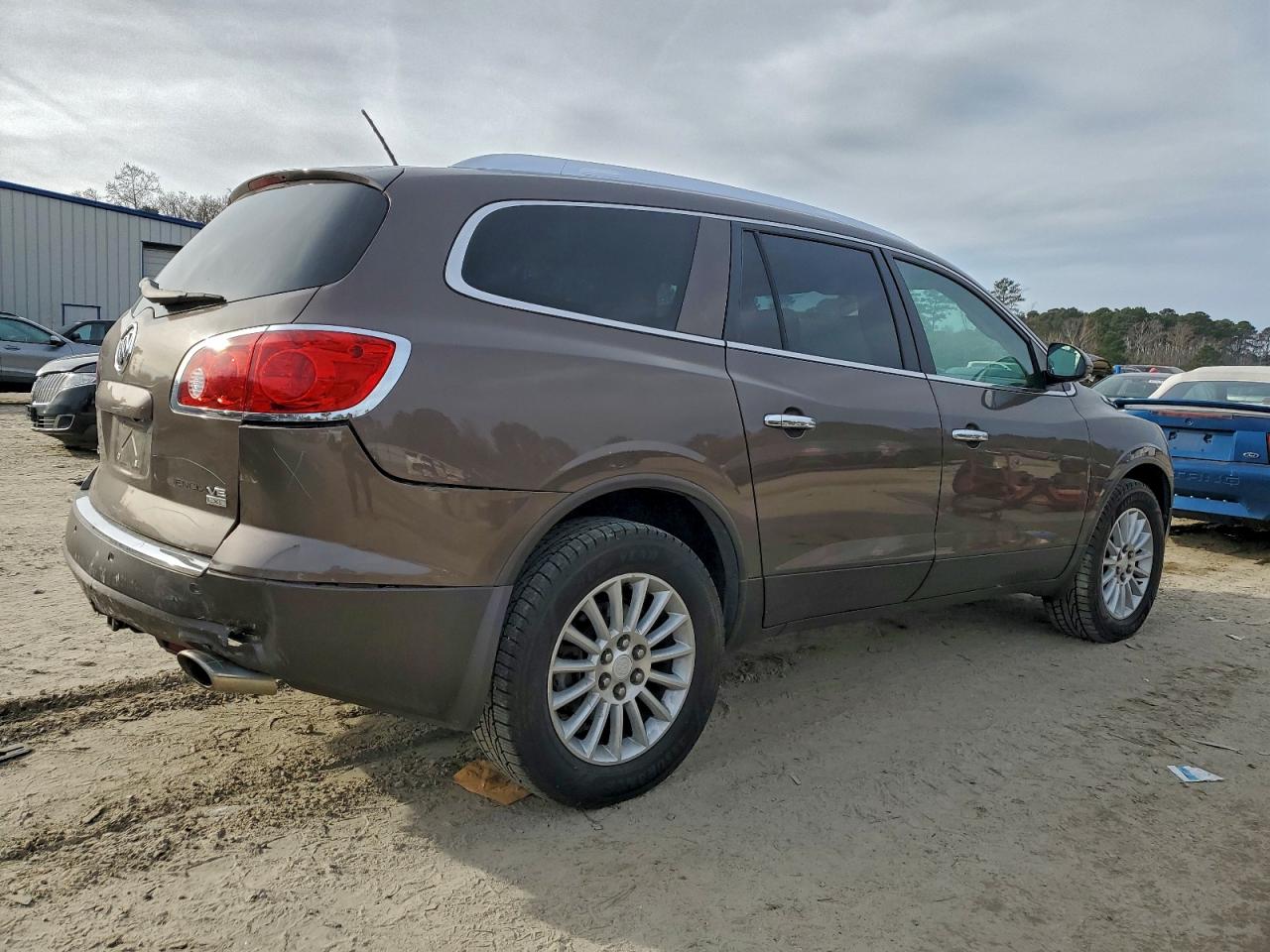 2011 BUICK ENCLAVE CXL photo 3