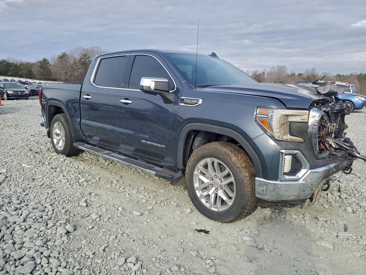 2021 GMC SIERRA K1500 SLT photo 4