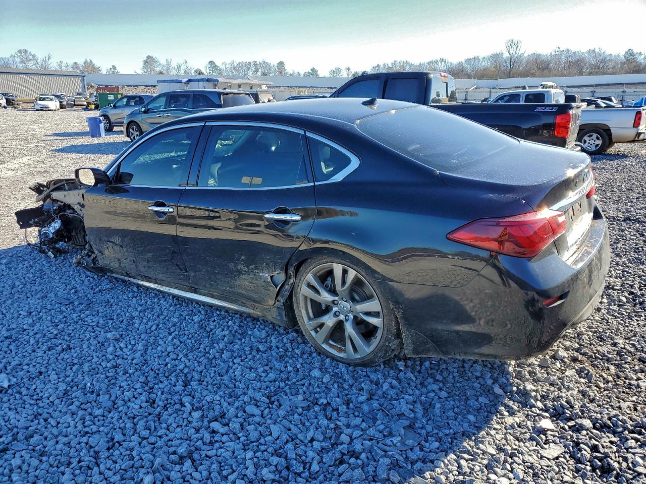 2015 INFINITI Q70L 3.7 photo 3