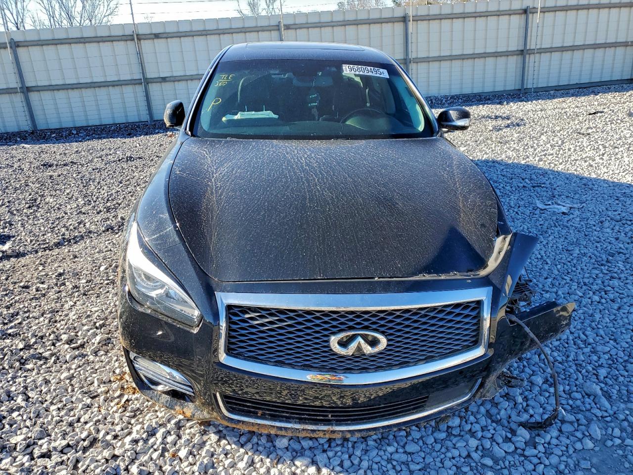 2015 INFINITI Q70L 3.7 photo 9