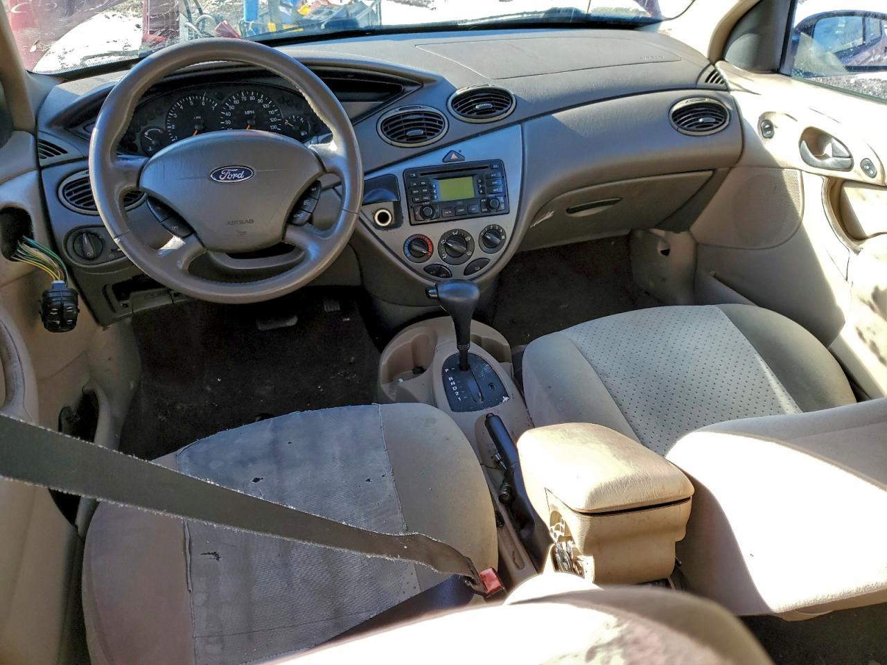 2004 FORD FOCUS ZX5 photo 8