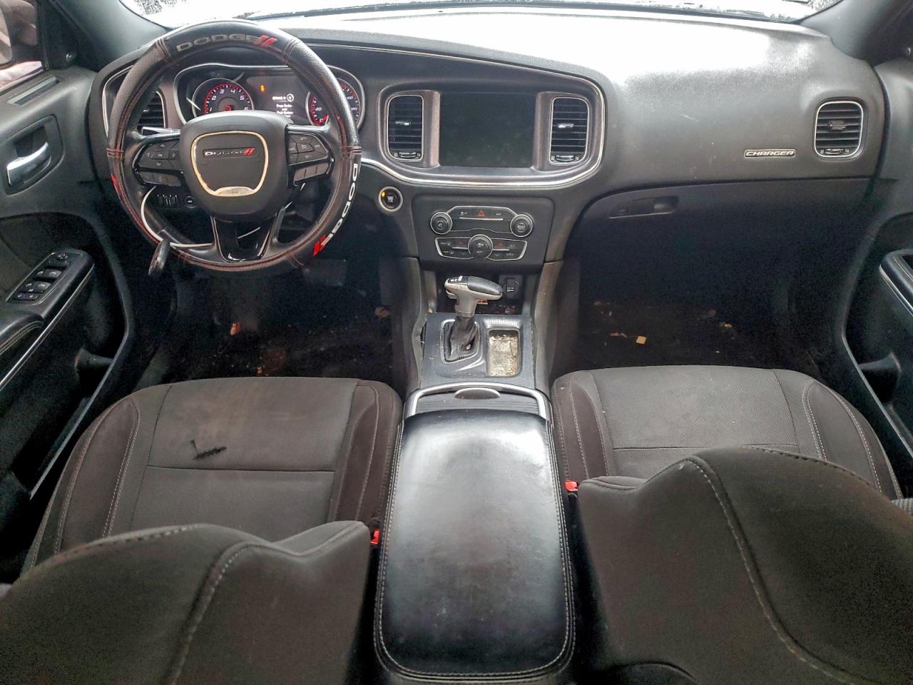 2015 DODGE CHARGER SXT photo 8