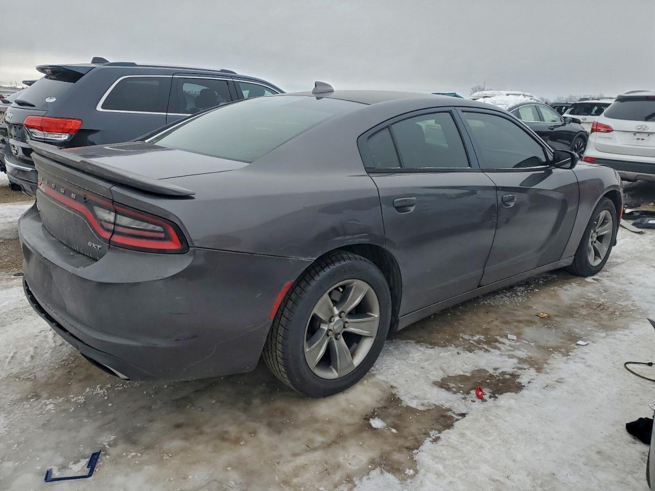 2015 DODGE CHARGER SXT photo 3
