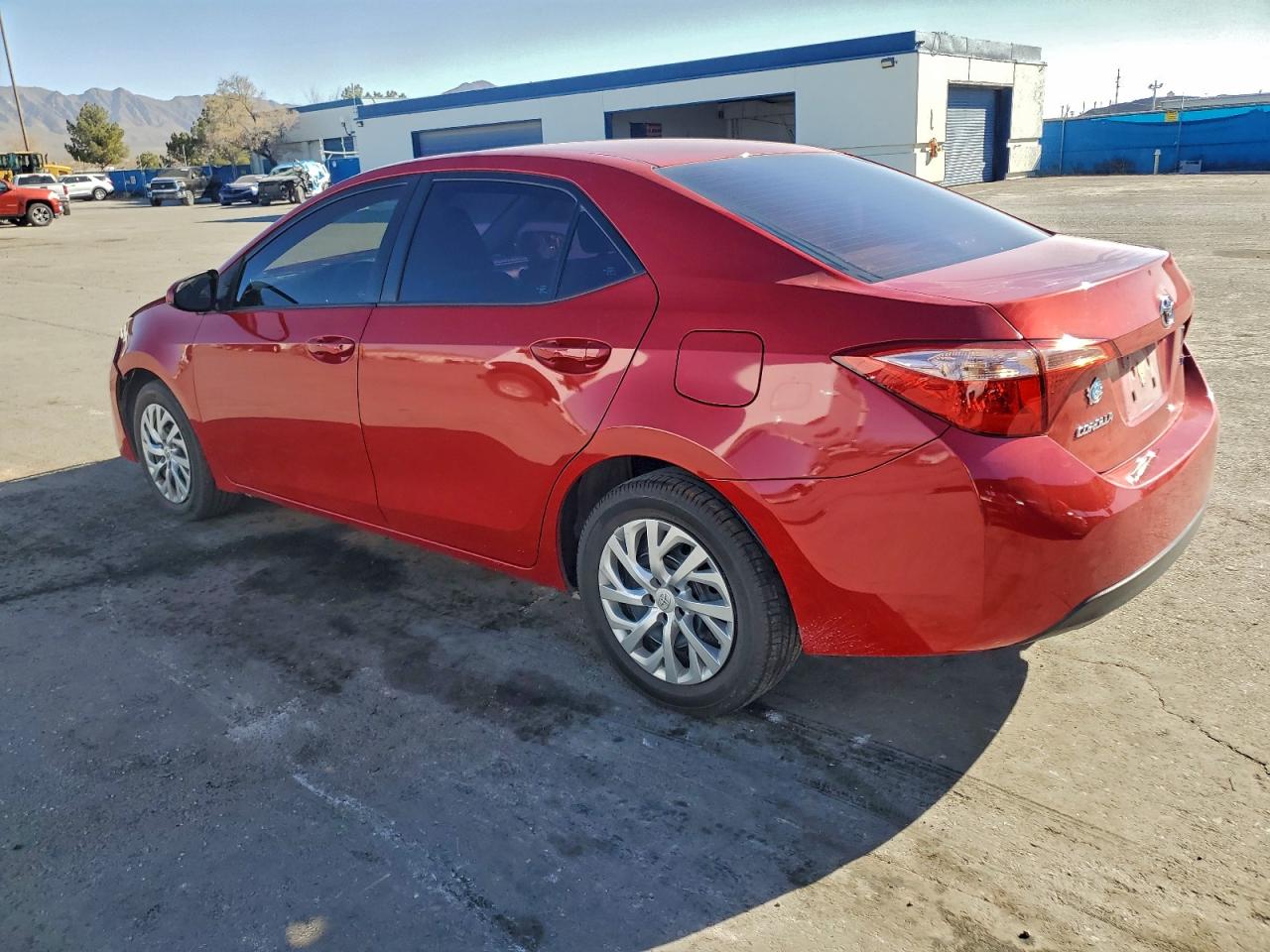 2018 TOYOTA COROLLA L photo 2