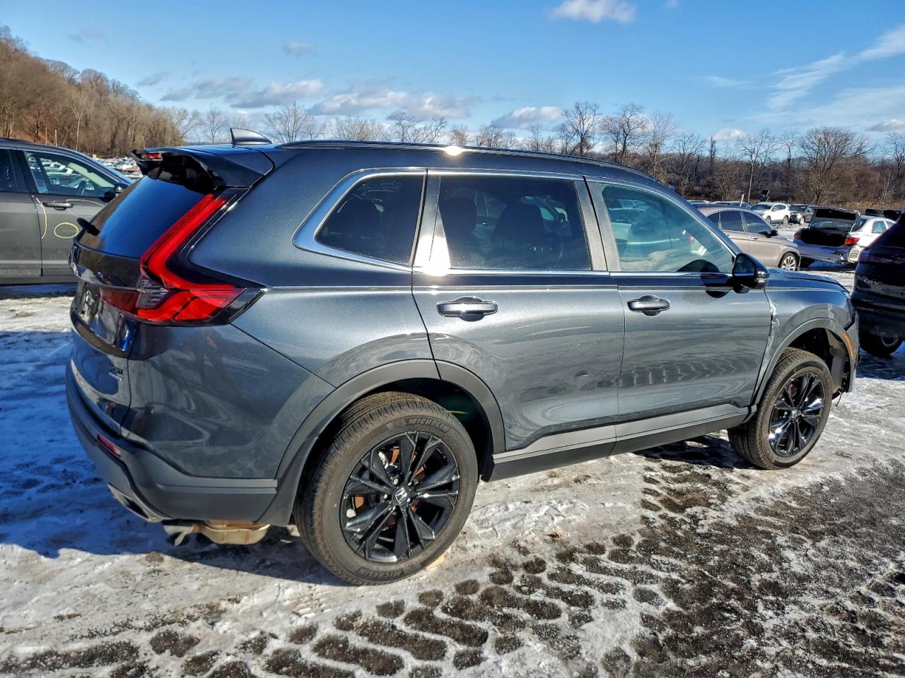 2025 HONDA CR-V SPORT TOURING photo 3