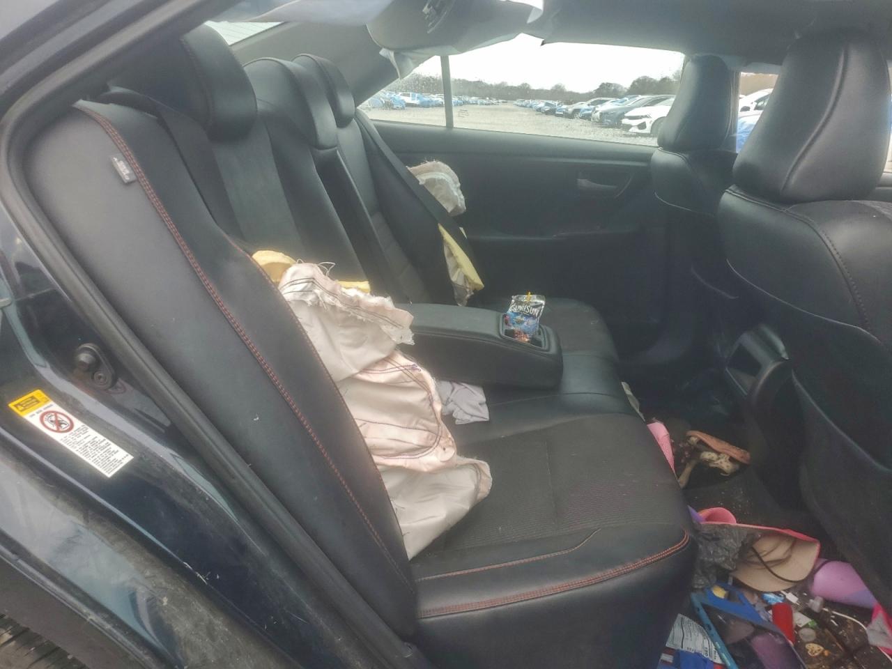2016 TOYOTA CAMRY LE photo 10