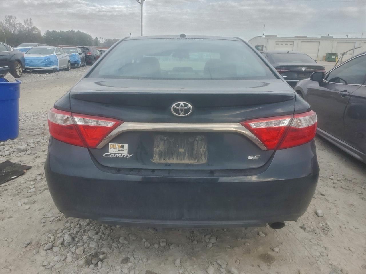 2016 TOYOTA CAMRY LE photo 6