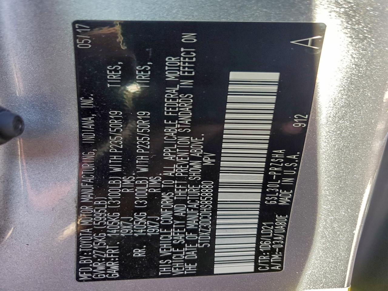2017 TOYOTA SIENNA SE photo 13
