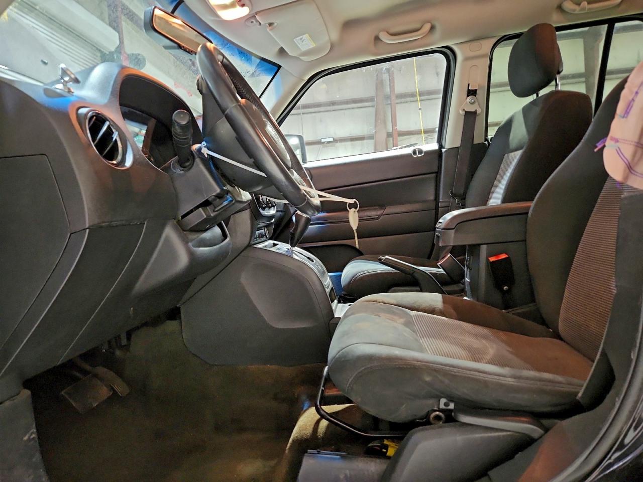 2014 JEEP PATRIOT LATITUDE photo 7