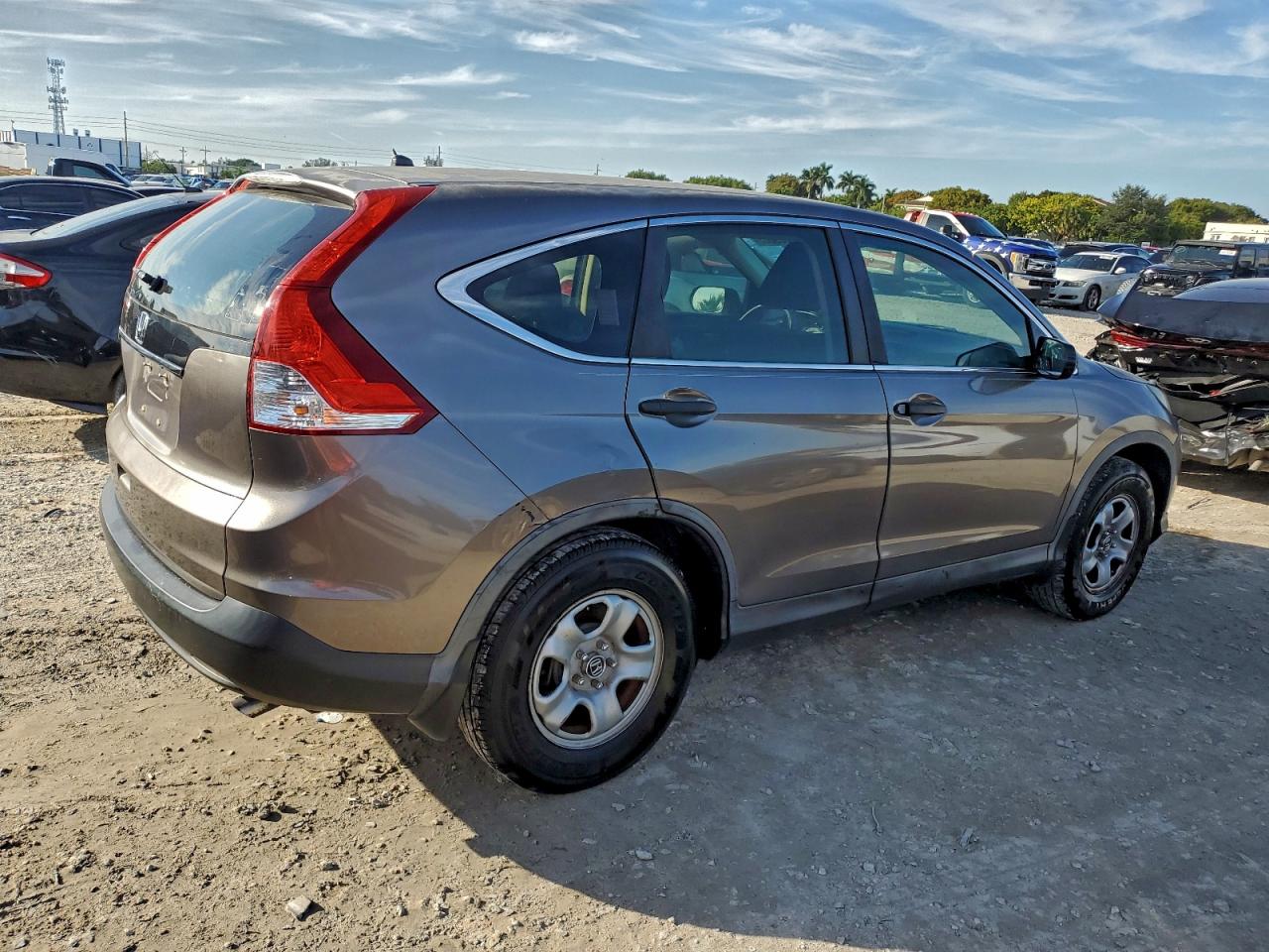 2012 HONDA CR-V LX photo 3