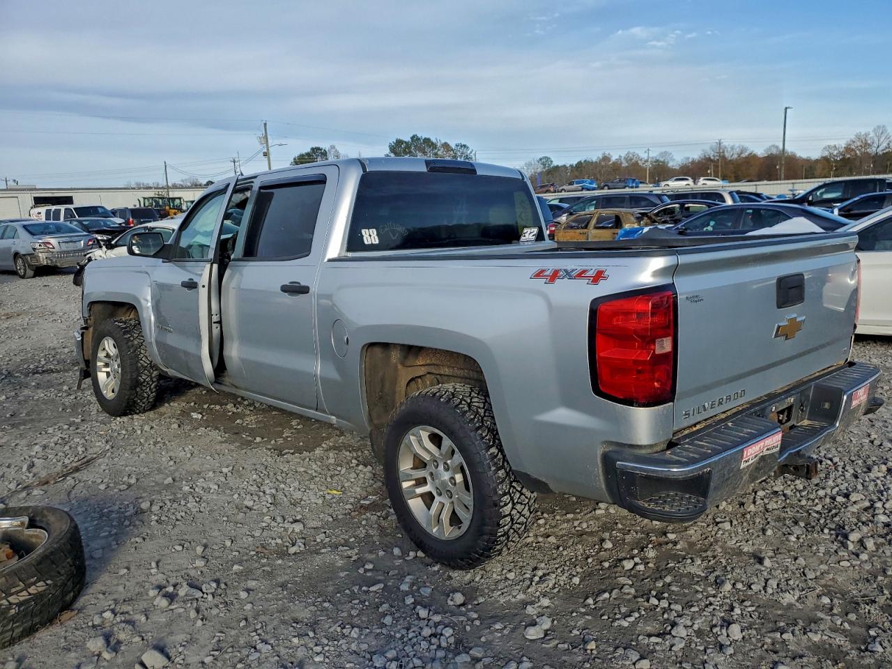 2014 CHEVROLET SILVERADO K1500 LT photo 2