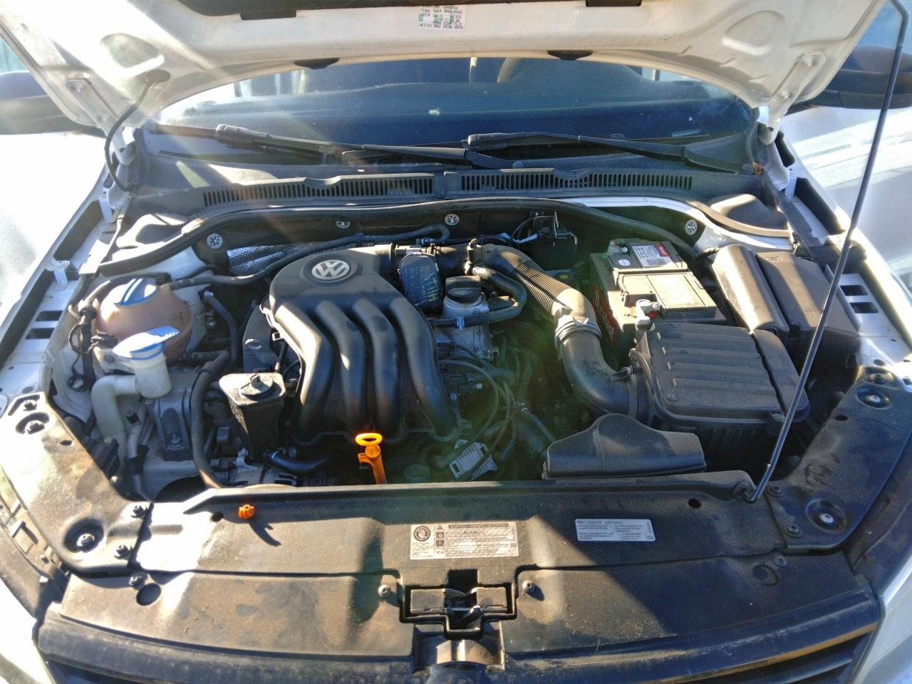 2012 VOLKSWAGEN JETTA BASE photo 7