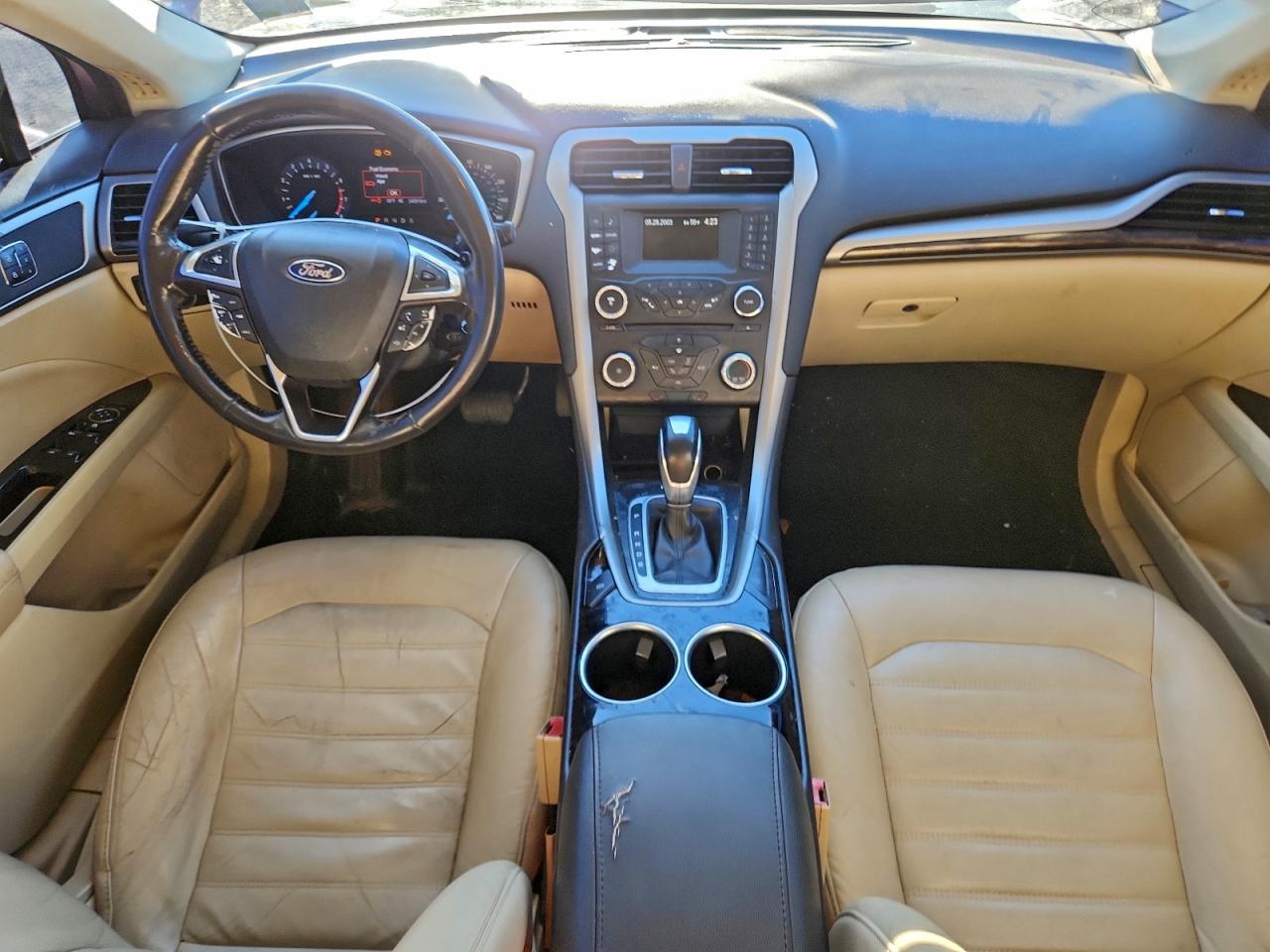 2013 FORD FUSION SE photo 8