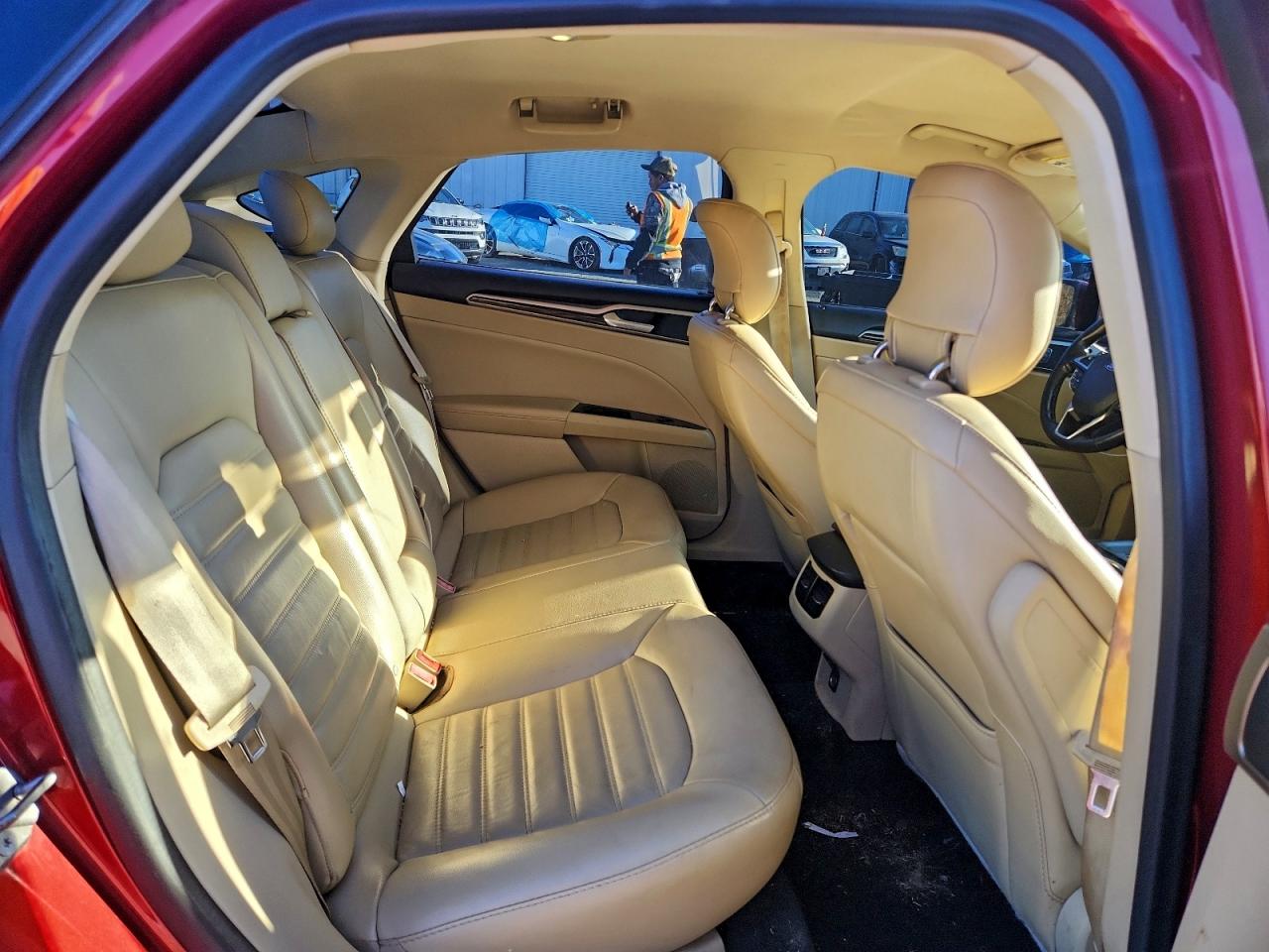 2013 FORD FUSION SE photo 10