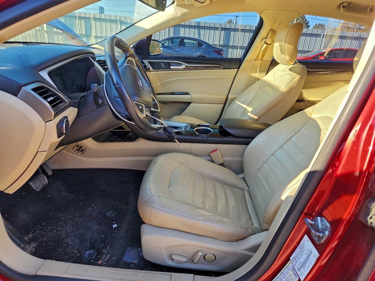 2013 FORD FUSION SE photo 7