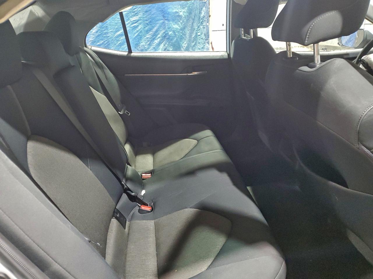 2023 TOYOTA CAMRY LE photo 10