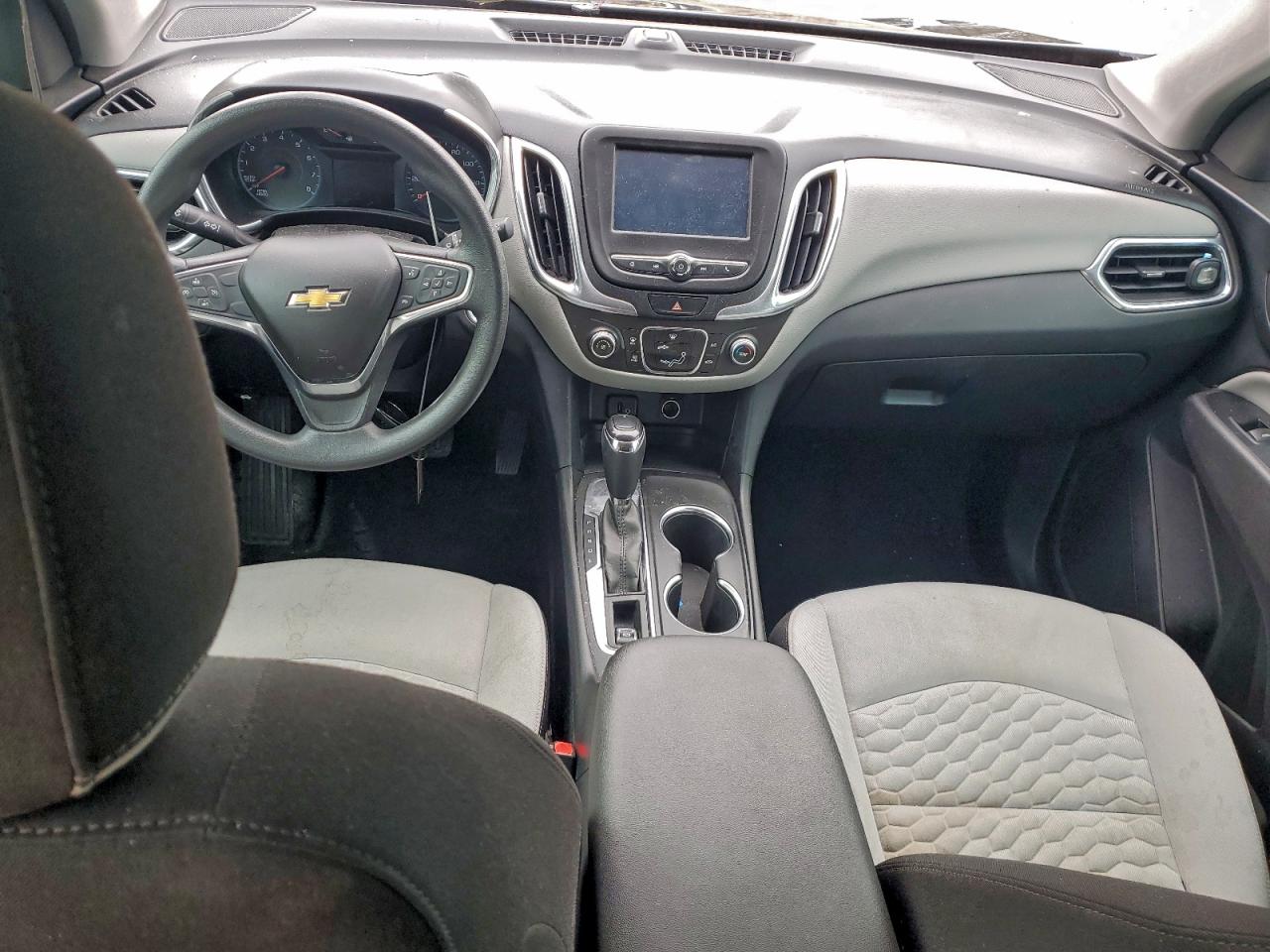 2018 CHEVROLET EQUINOX LT photo 8