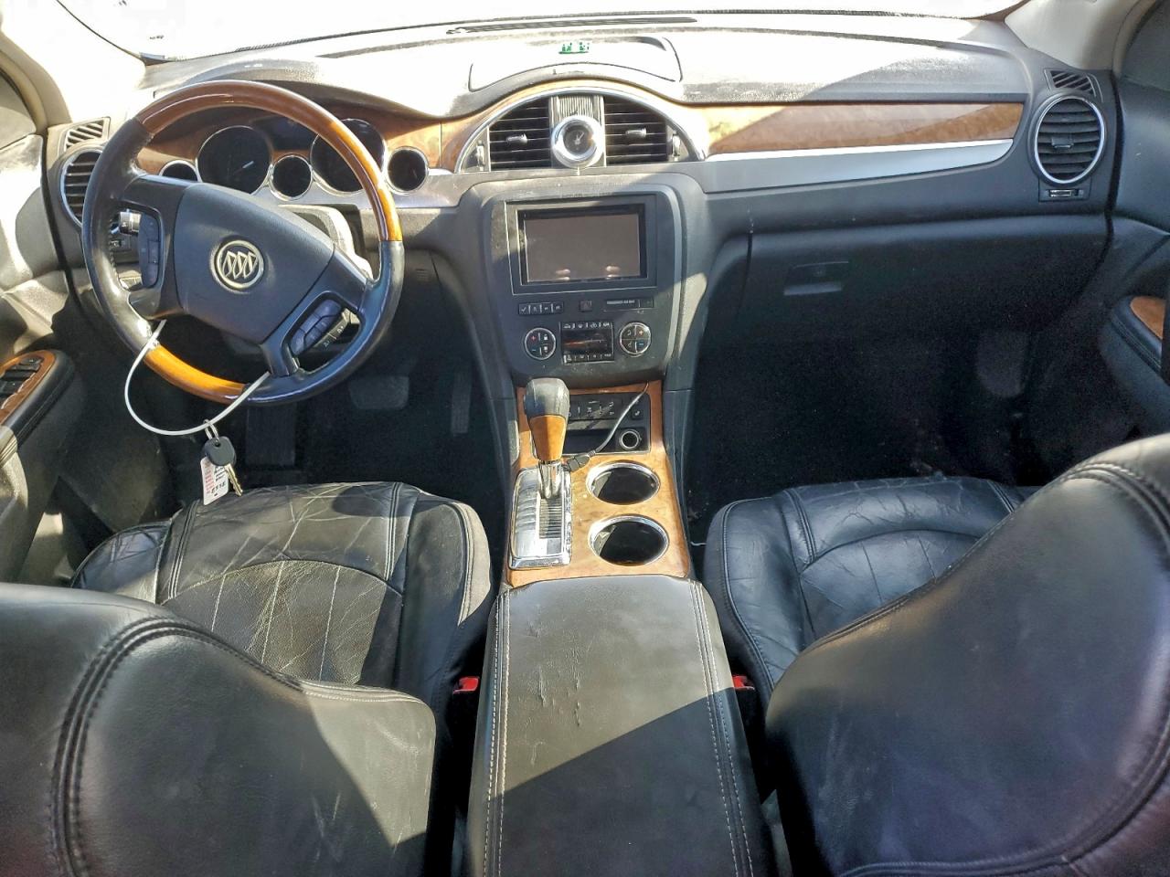 2010 BUICK ENCLAVE CXL photo 8