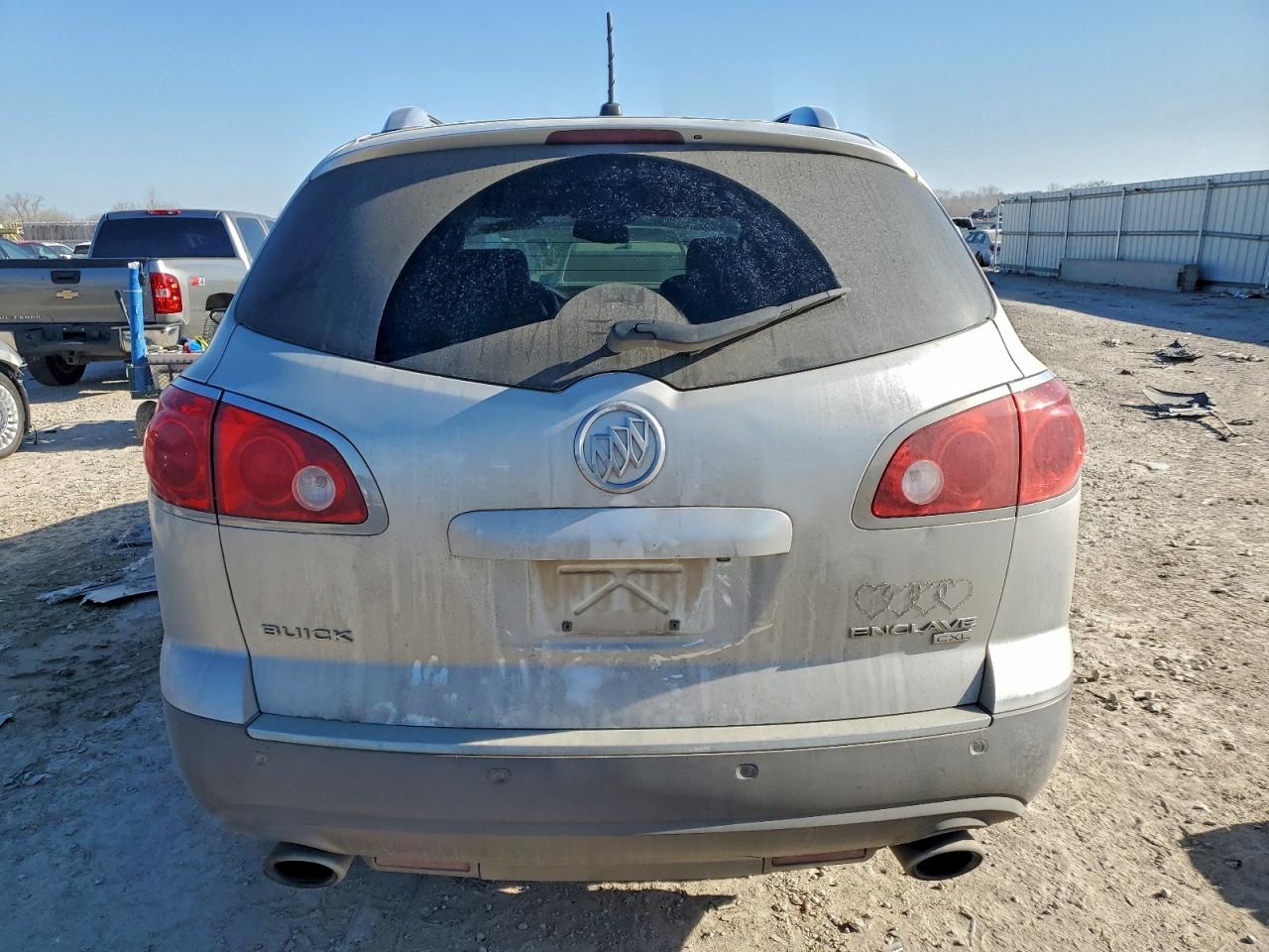 2010 BUICK ENCLAVE CXL photo 6