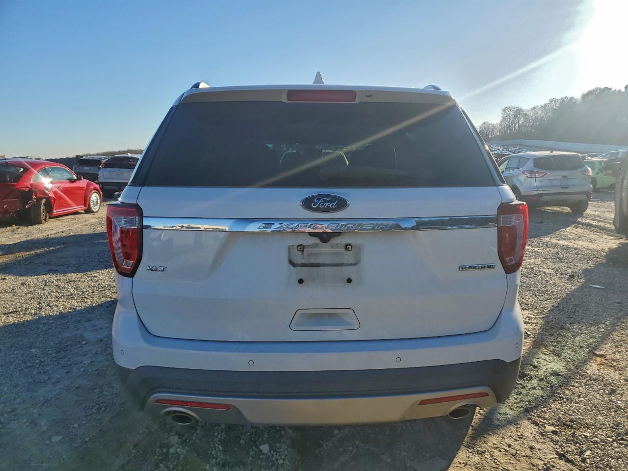 2016 FORD EXPLORER XLT photo 6