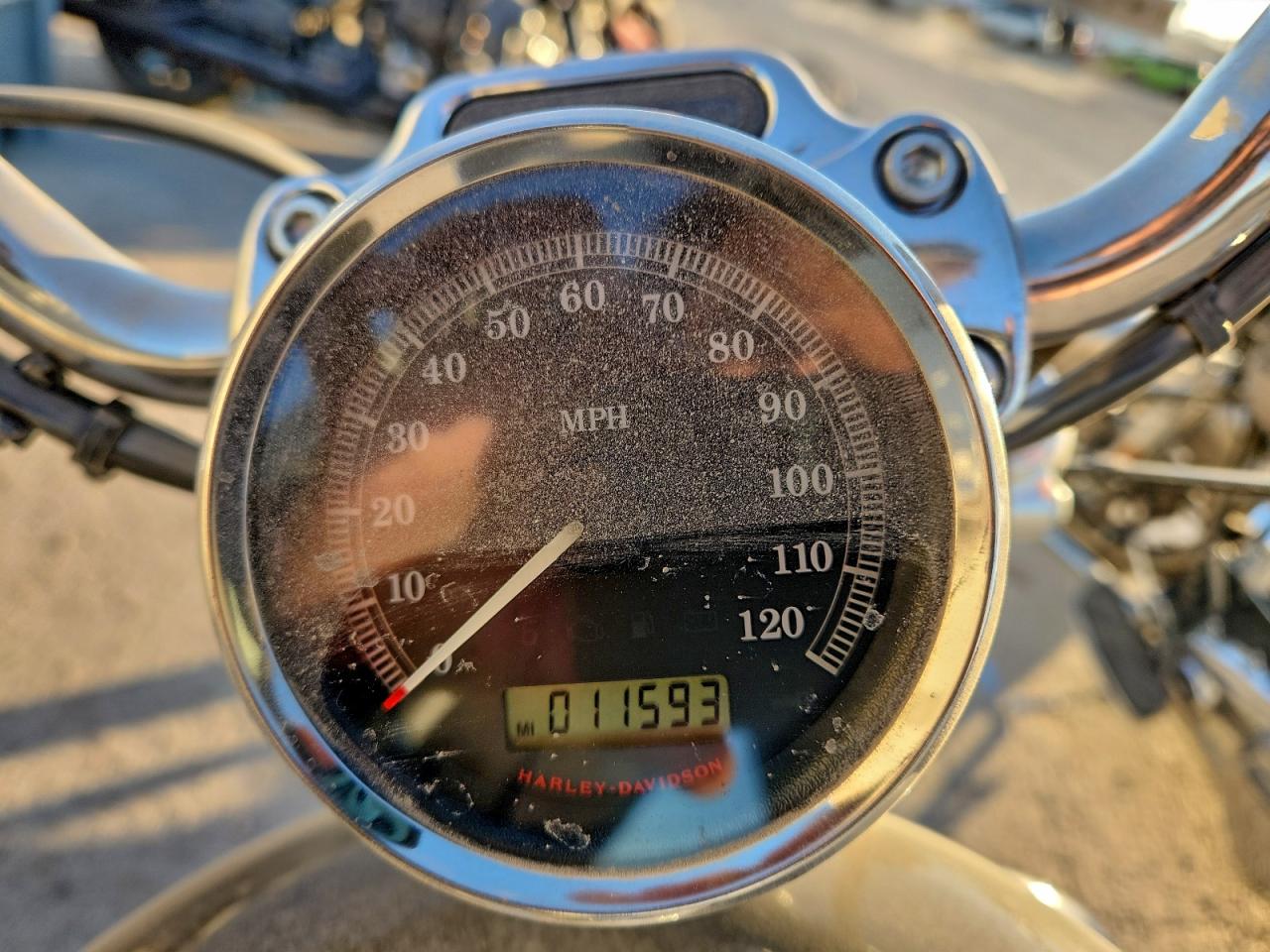 2012 HARLEY-DAVIDSON XL1200 C photo 7