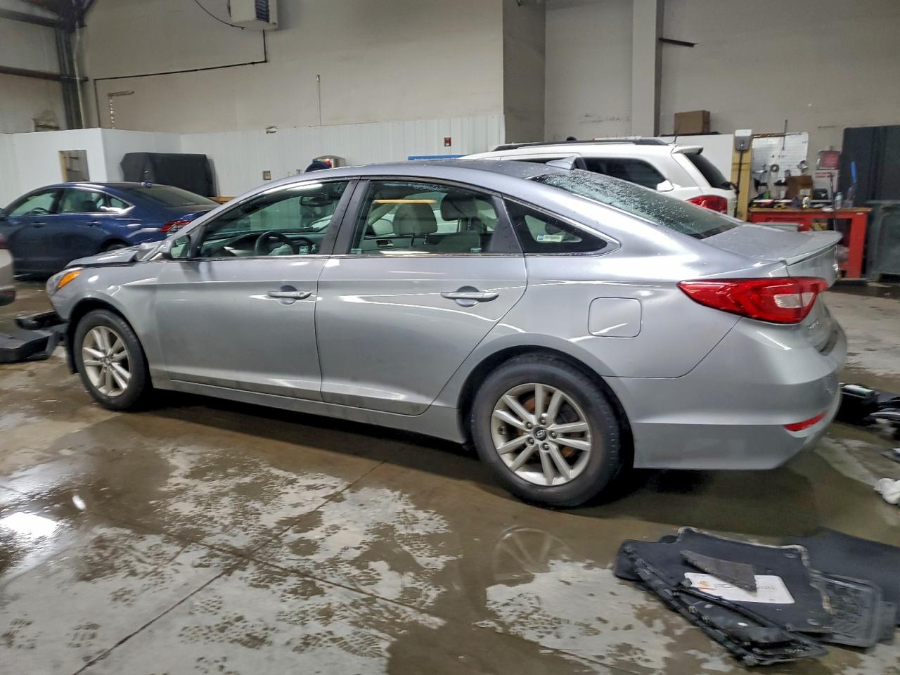 2016 HYUNDAI SONATA SE photo 2