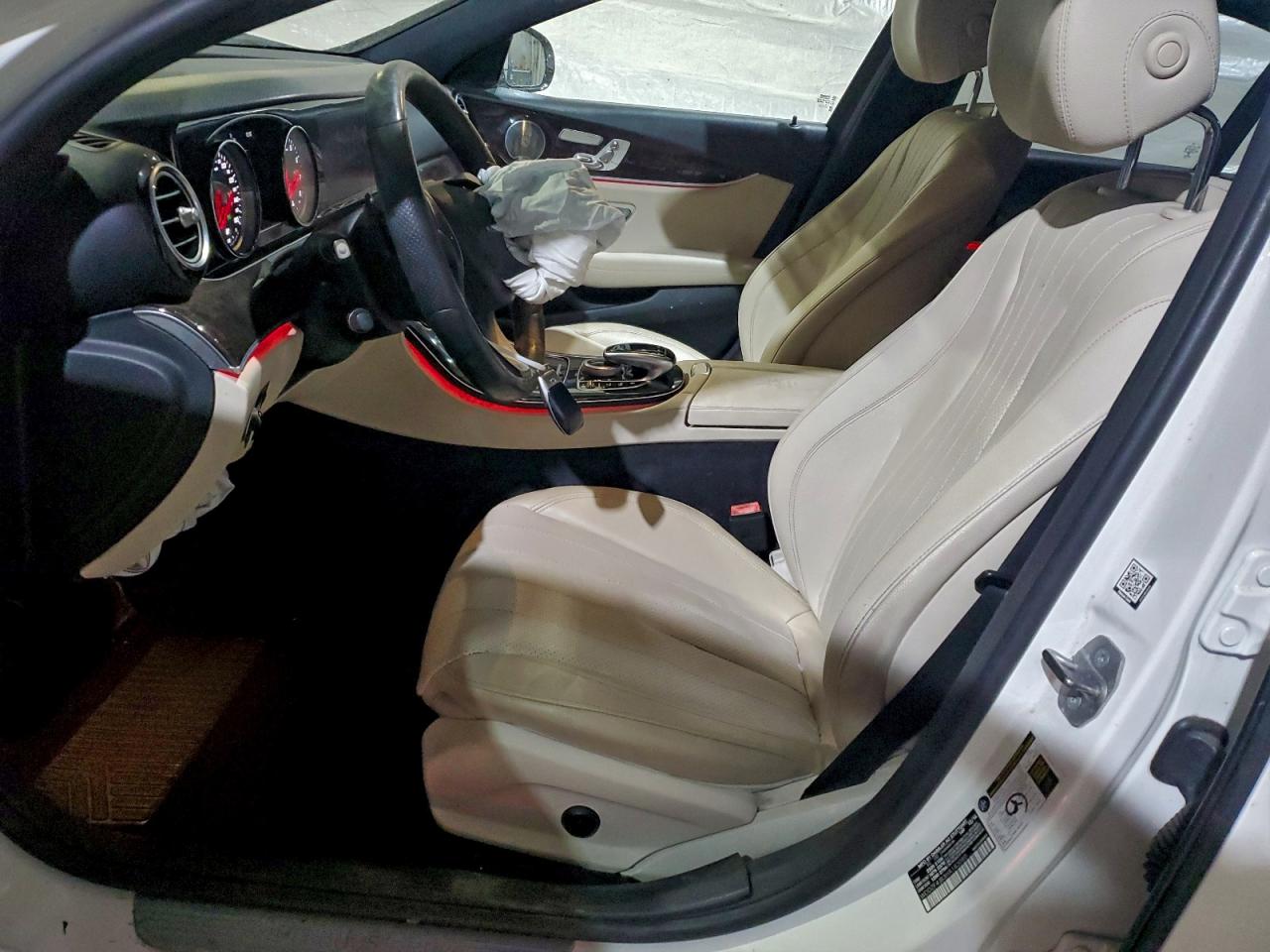 2017 MERCEDES-BENZ E 300 photo 7