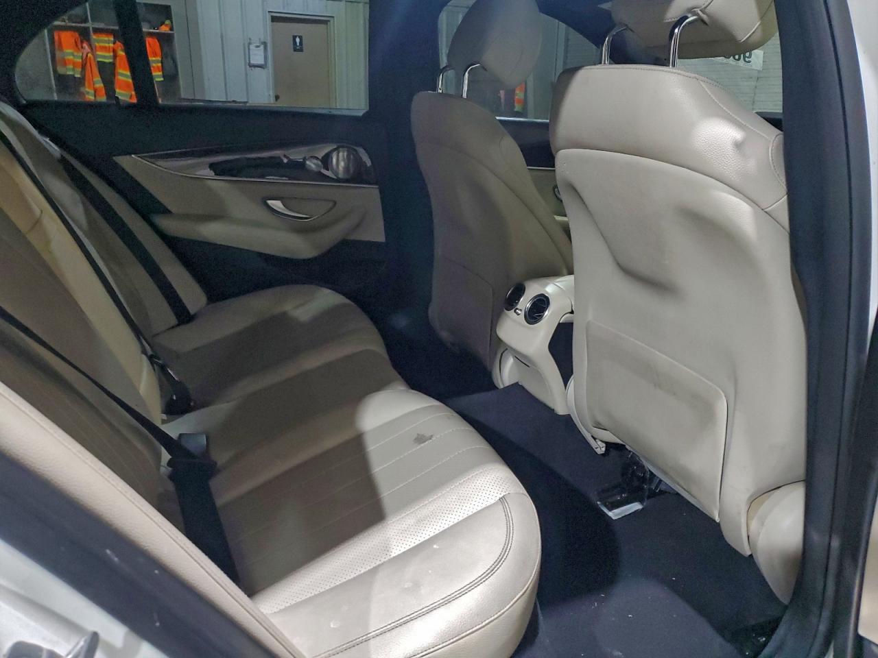 2017 MERCEDES-BENZ E 300 photo 10