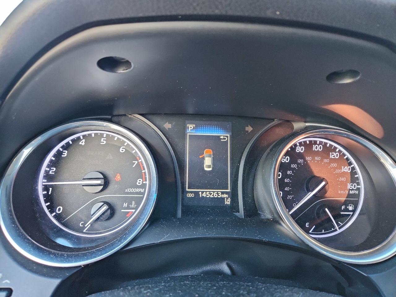 2019 TOYOTA CAMRY L photo 9