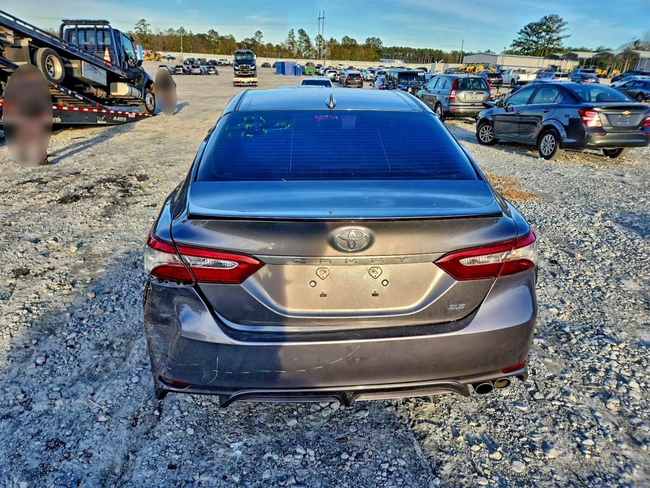 2019 TOYOTA CAMRY L photo 6