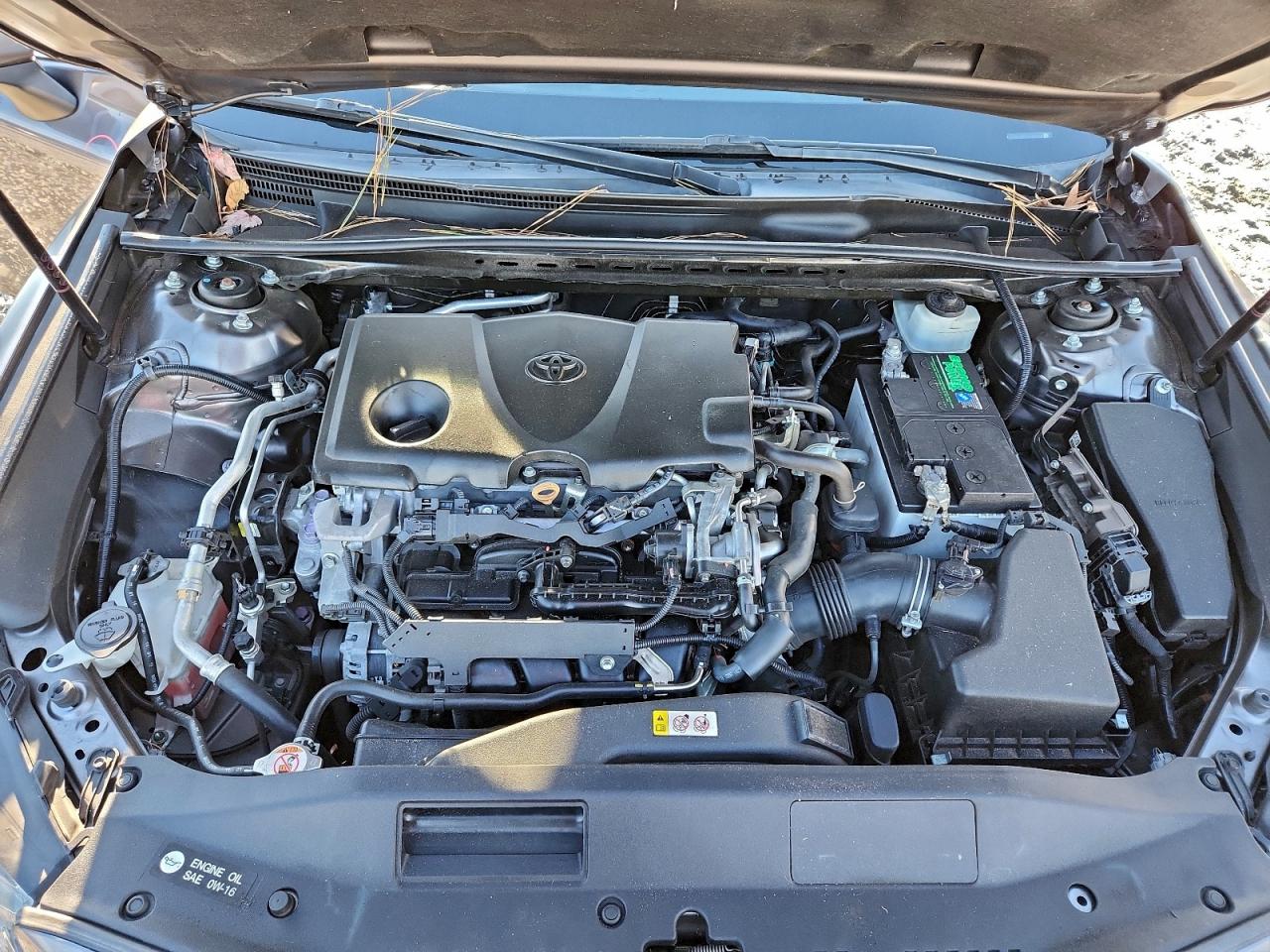 2019 TOYOTA CAMRY L photo 11