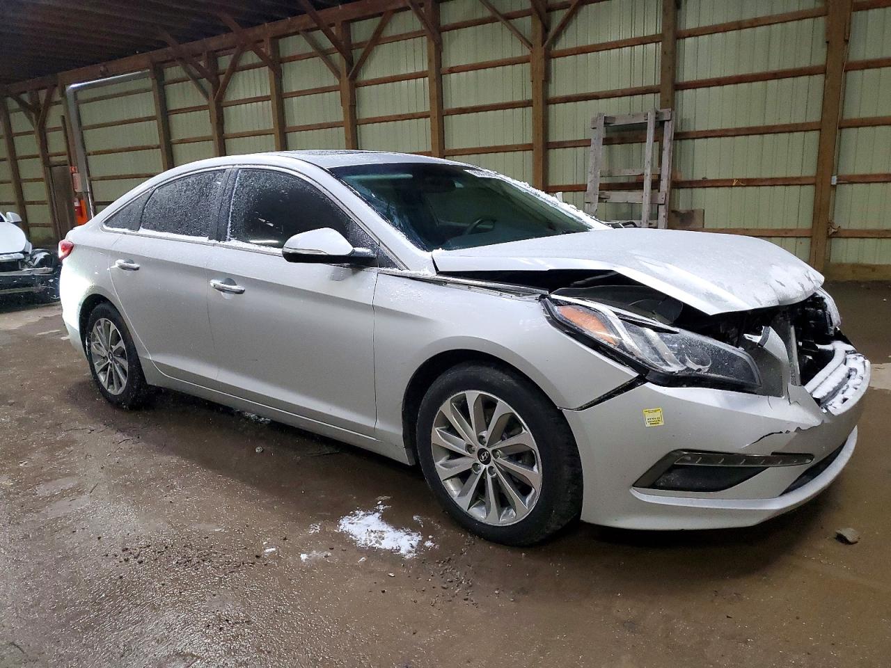 2016 HYUNDAI SONATA SE photo 4