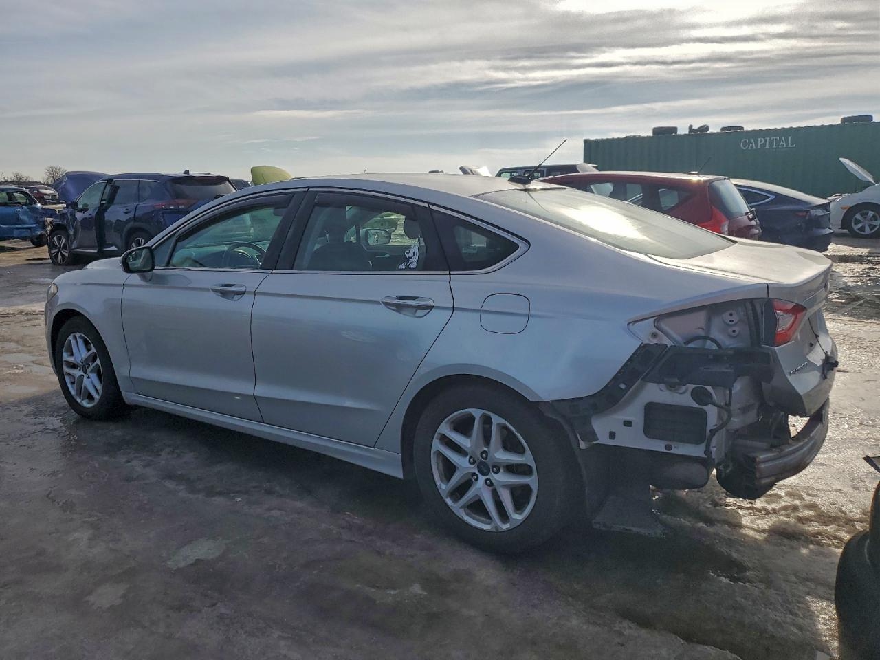 2014 FORD FUSION SE photo 2