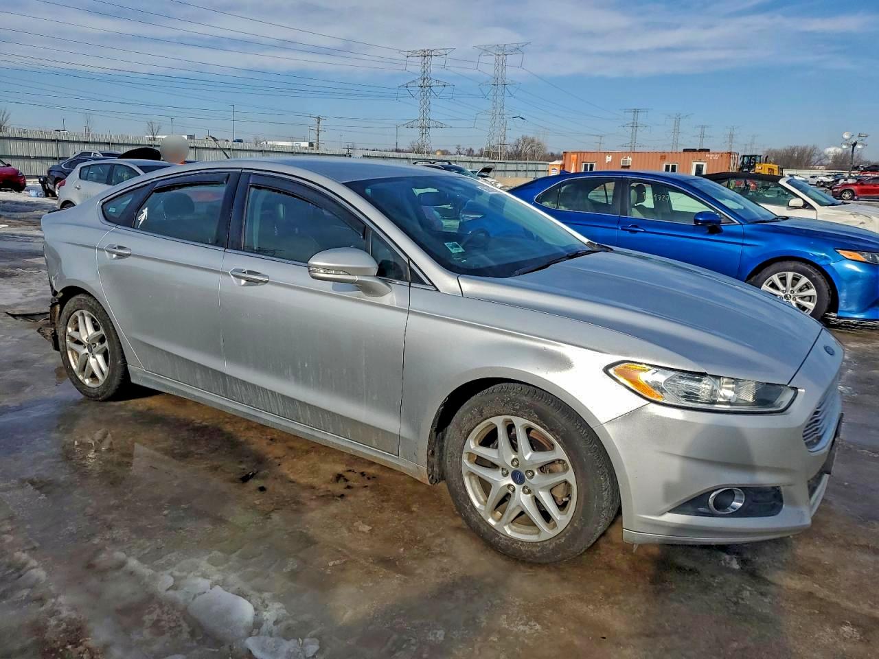 2014 FORD FUSION SE photo 4