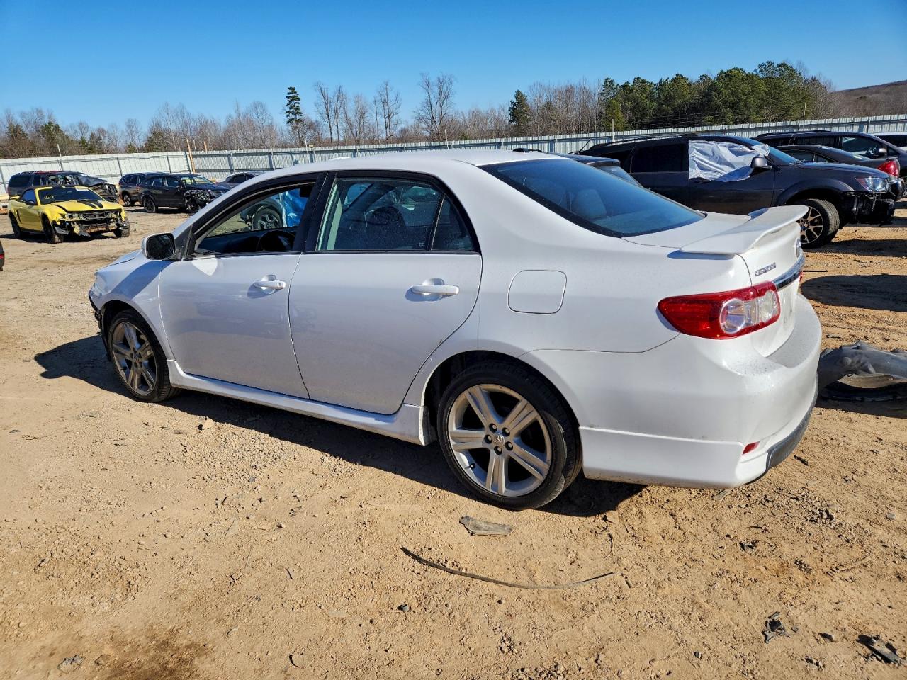 2013 TOYOTA COROLLA BASE photo 2