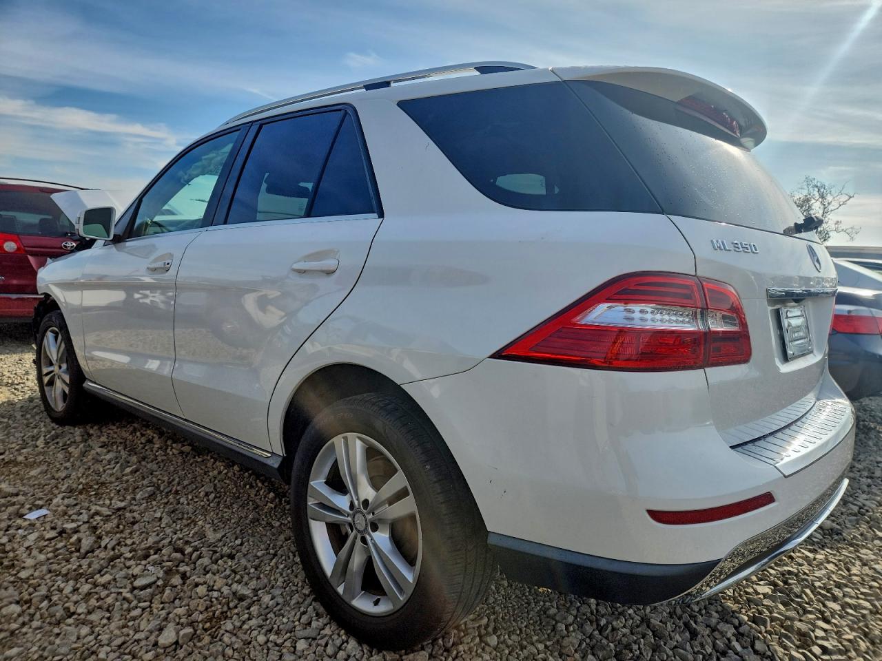 2015 MERCEDES-BENZ ML 350 4MATIC photo 2