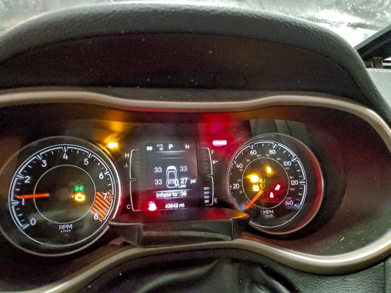 2015 JEEP CHEROKEE LATITUDE photo 9