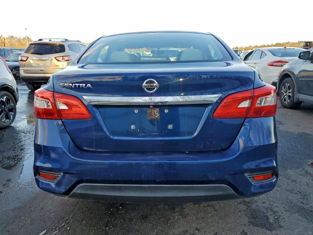2016 NISSAN SENTRA S photo 6