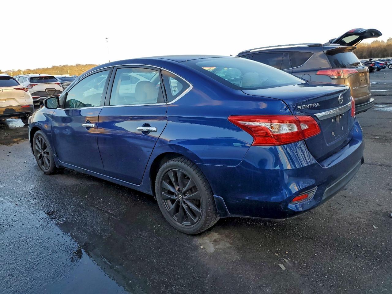 2016 NISSAN SENTRA S photo 2