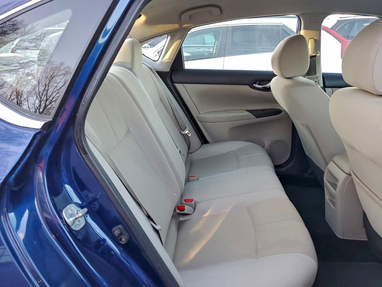 2016 NISSAN SENTRA S photo 10