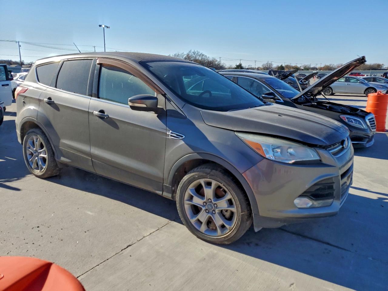 2013 FORD ESCAPE photo 4