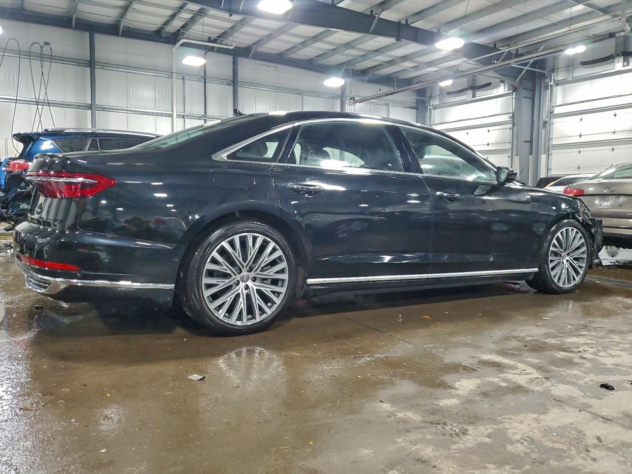 2019 AUDI A8 L photo 3