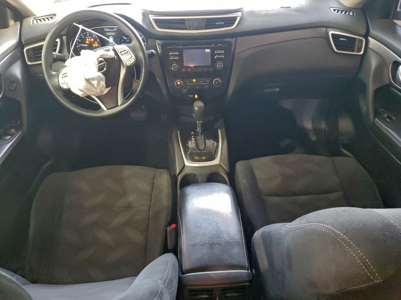 2016 NISSAN ROGUE S photo 8