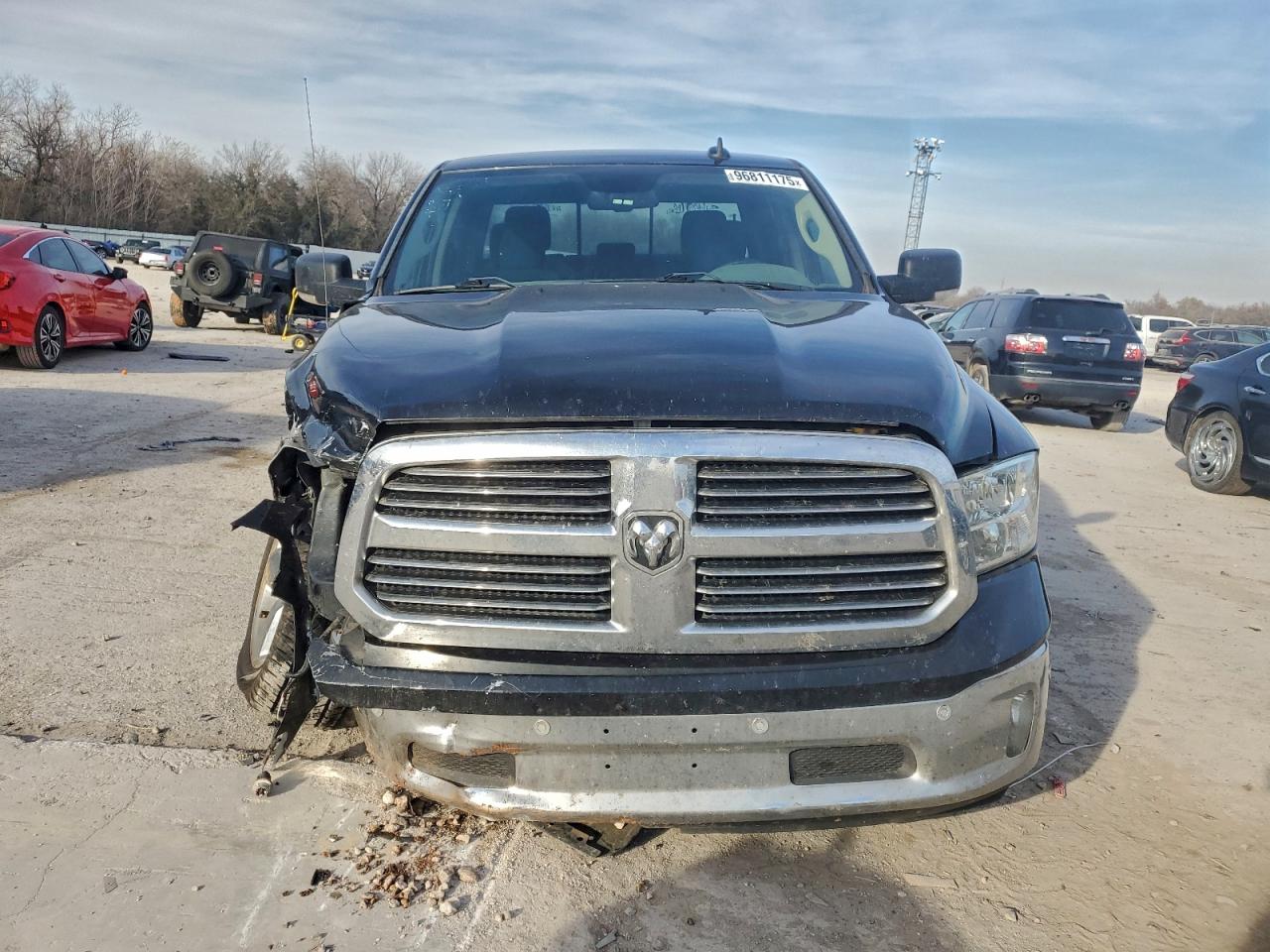 2018 RAM 1500 SLT photo 5