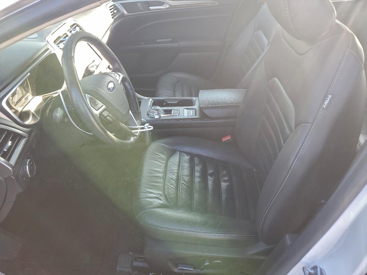 2017 FORD FUSION SE photo 13