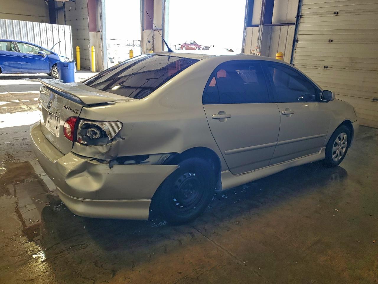 2004 TOYOTA COROLLA CE photo 3