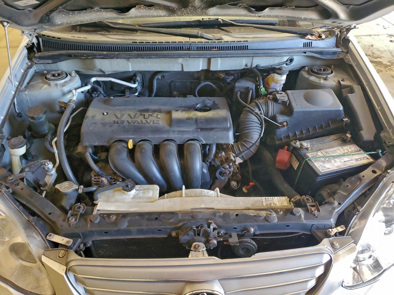 2004 TOYOTA COROLLA CE photo 11