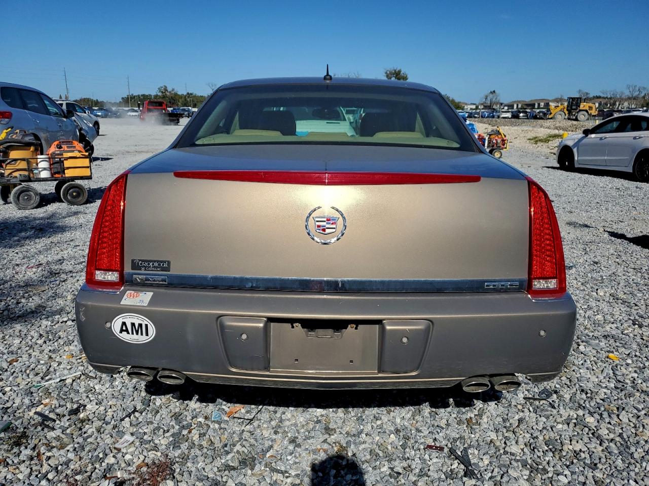 2006 CADILLAC DTS photo 6
