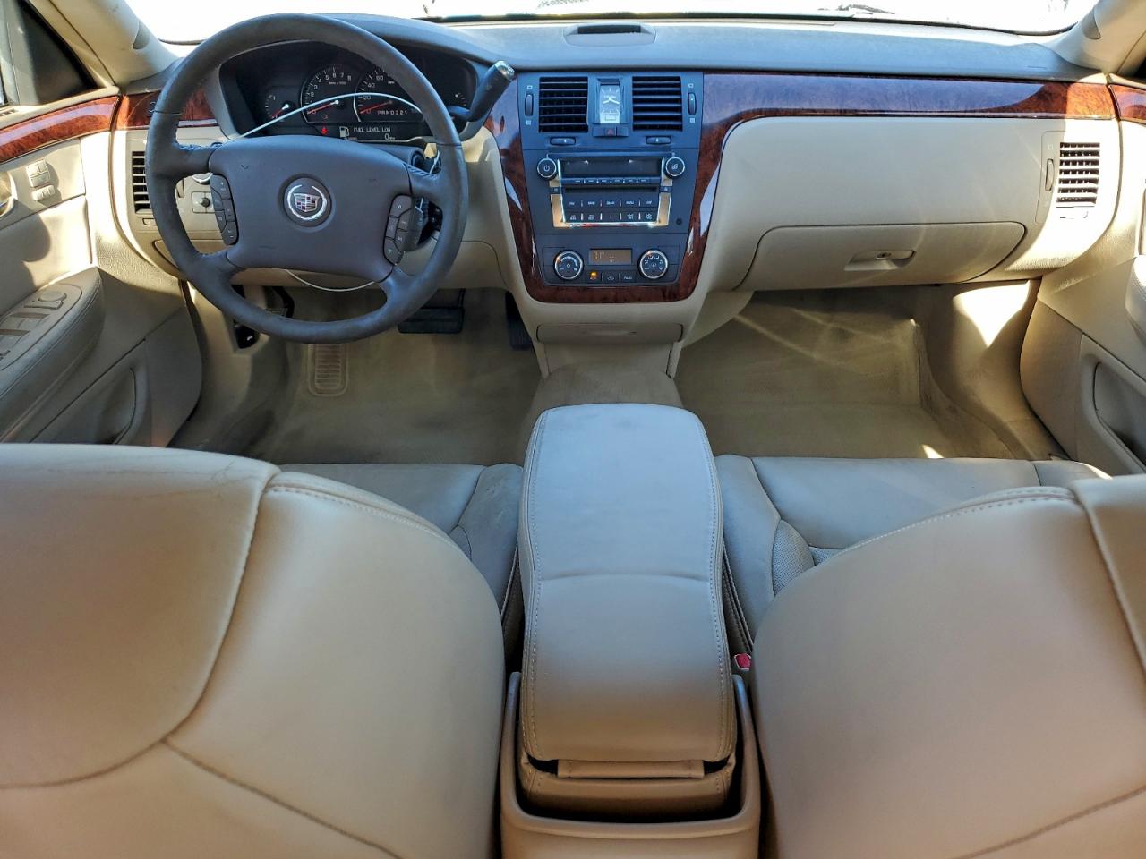 2006 CADILLAC DTS photo 8