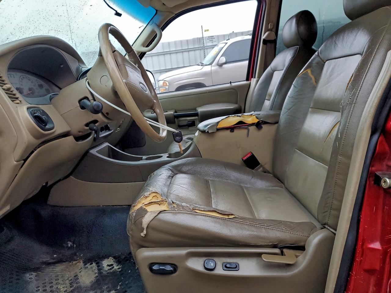 2004 FORD EXPLORER SPORT TRAC photo 7